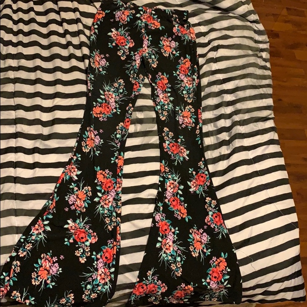 Flair pants